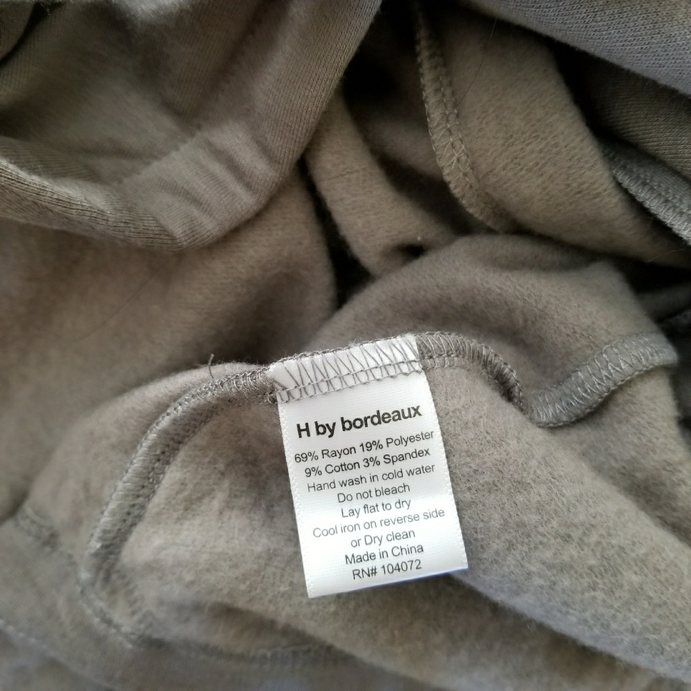 NWT Long Gray Fleece Waist Tie Jacket - Picture 8 of 8